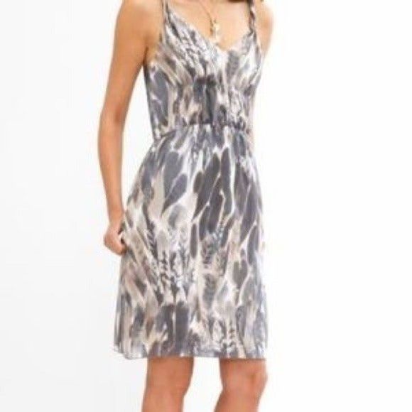 Banana Republic Dresses & Skirts - Banana Republic Silk Dress